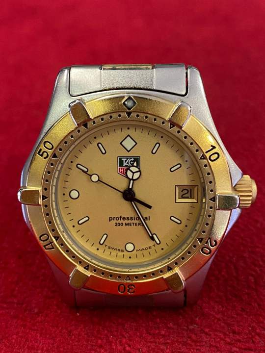 TAG HEUER professional 200 Meters Quartz 2000