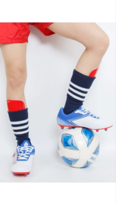 รองเท้าสตั๊ด BJ BJK135 ทรงสปอร์ต พริ้วไหว [ฟรีถุงเท้าฟุตบอล] แถม 1ถุงเท้าสุ่มสี