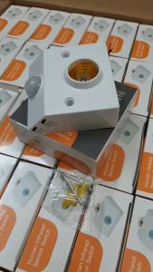 Đui đèn cảm biến cảm ứng E27 TÙY CHỈNH BẰNG NÚT GẠT