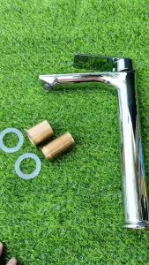 Vòi lavabo nóng lạnh V014 cao cấp cao 30 cm chất liệu đồng thau mạ crom sáng bóng bền đẹp chống ố chống phai màu - Bảo hành 3 năm