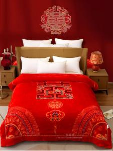 Thickened Double Layer Ravel Blanket Warm Bedding Cover for Winter Wedding Red Marriage Polyester Fiber European Style Quilt