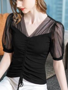 Summer 2025 Womens V-Neck T-Shirt Bubble Sleeve Mesh Top Drawstring Black Short Sleeve French Design Sense Regular Length