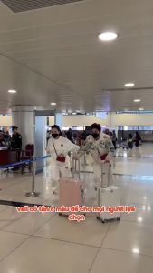 Vali Kéo Du Lịch 9066C Bamozo Khung Nhôm Khoá Sập Size 20 24 Inch Bảo Hành 5 Năm Nhựa ABS Cao Cấp Bo Kim Loại 4 Góc Chống Va Đập Tốt