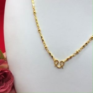 สร้อยคอทองลายปล้องเหลี่ยมคั่นเม็ดพริก ความยาว 17 นิ้ว งานสวย สีเหมือนจริง ชุบทอง สร้อยแฟชั่น เสริมบารมี ใส่แทนของจริง