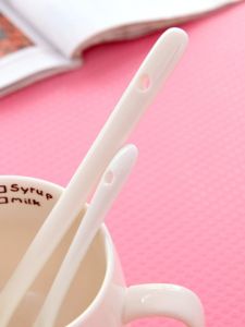 Elegant Long-Handled Ceramic Coffee Spoon Precision Small Stirring Seasoning Soup Spoon Home Use Porcelain Tableware