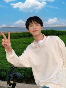 Pure Trắng Áo Dài Tay Hạng Nặng Áo Hoodie Nắng Sạch Cotton Vải Bông Cổ Tròn Áo Sơ Mi Đế Mặc Bên Trong Phong Cách Nhật Bản Dành Cho Nam Giới Tuổi Teen