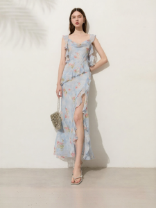 D-PLAY | Resort Style Blue Printed Ruffled V-Neck Slim Fit Mermaid Dress