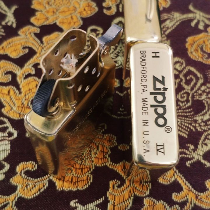 B%E1%BA%ADt%20l%E1%BB%ADa%20Zippo%20la%20m%C3%A3%20%C4%91%E1%BB%93ng%20nguy%C3%AAn%20kh%E1%BB%91i%20m%E1%BA%ABu%2072%20t%E1%BA%B7ng%20k%C3%A8m%20x%C4%83ng%2020ml%20-%20Image%202
