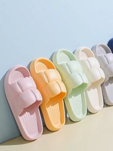 รองเท้าแตะใส่ได้ทั้งในบ้านและนอกบ้าน พื้นกันลื่น กันน้ำ รองเท้าแตะลำลอง รองเท้าแตะผู้หญิง เรียบง่าย