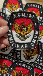 Label Bordir Logo KPU Warna-Warni untuk Atribut Pemilu