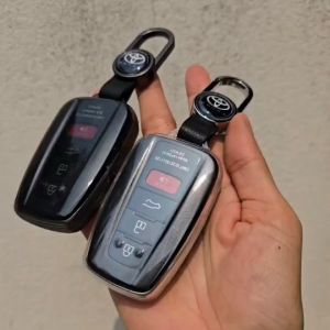 เคสรีโมทรถ Toyota Camry 2019-2023 ทรงวี ครอบรีโมท 360 องศา หุ้มทั้งหมด (Thin See Through Transparent TPU Key Case)