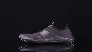 OKR【In Stock】Sepatu Yoga Pria dan Wanita Musim Panas Panas Sepatu Yoga Pria dan Wanita Kasual Profesional Bernapas Sepatu Sneakers Luar Ruangan Sepatu Pantai Luar Ruangan Non-slip Sepatu Cepat Kering