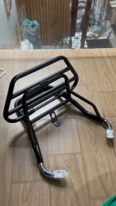 Baga sau hay Cảng sau nhôm full đen nhám nguyên khối kiểu dài xe Vespa và Scoopy .