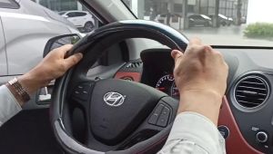 [XẢ KHO] Bọc vô lăng da xe ô tô – Bọc tay lái xe hơi – Bao tay lái giá rẻ cho Morning i10 Vios Toyota Kia Hyundai Mazda – BVL M2 - SEA.OTO (Giao màu ngẫu nhiên)