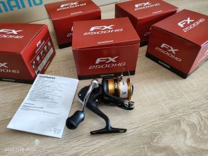 Máy Câu Cá Shimano 2019 FX 2500HG - Máy Đứng