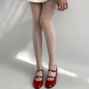 ถุงน่องลายจุดสีดำในห้องเรียนตอนกลางคืนถุงน่องกางเกงลายจุดป้องกันการขีดข่วนเซ็กซี่สำหรับผู้หญิงรุ่นบางสำหรับฤดูร้อน JK ผ้าไหมสีขาว