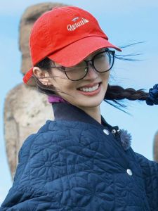 หมวกไหมพรมปีกกว้างผ้าฝ้ายปักลายสำหรับผู้หญิง ทรงเรียบง่าย แฟชั่น INS หมวกป้องกันแสงแดด หมวกทรงแบน หมวกผ้าฝ้ายอ่อน