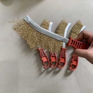 Chổi đánh rỉ cán đỏ- Bàn chải sắt vệ sinh cọ rỉ- Hàng chuẩn loại 1
