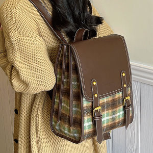 Large Capacity Commuter Backpack for Girls British Style American Design College Students Backpack Soft Material Daily Use