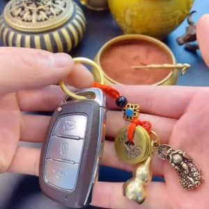 【SG Seller】Key Chain Twelve Zodiac Pendant Brass Ruyi Money Drawing Pi Xiu NAFU Qing Dynasty Five Emperors Coins Gourd Key Chain Pendant
