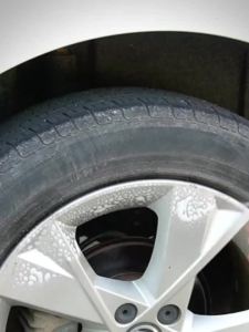 KJM 190ML Car Wheel Cleaner Powerful Decontamination Polish Remove Brake Dust Dirt Stains Restore Wheel Rim Surface Luster
