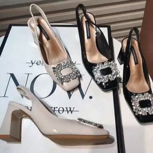 ตกแต่ง Rhinestone รองเท้าแตะส้นเตารีดผู้หญิง สวยไม่เหมือนใครรองเท้าแตะส้นสูง ส้นหนา3.15นิ้ว ดีไซด์สวยและใส่สบาย