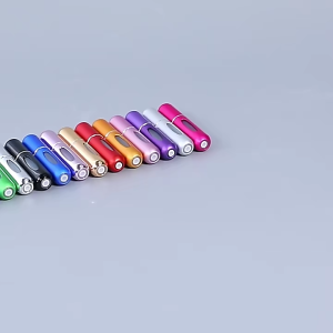 Botol Wadah Tempat Isi Ulang Parfum Minyak Wangi 5 ML Travel Portable Perfume Refill Mini Twist Spray Atomizer