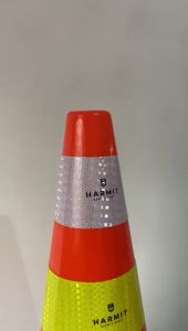 Traffic Cone Pembatas Jalan Orange Bawah Karet Hitam Murah BANDUNG