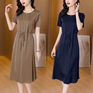 Korean Style Plus Size Dresses for Middle Age Women: A-line, Scoop Neck, Short Sleeve & Defined Waist