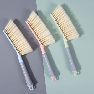 Long Handle Soft Bristle Bed Brush Sofa Dust Cleaning Brush Cute Sweeper Household Essential for Bedroom Floor Cleaning