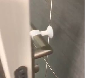 Nút cao su Chặn Tay Nắm Cửa Hút Tường Tránh Va Đập