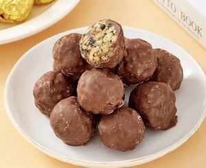 Nut Crispy Balls Chocolate Sandwich Crispy 100g 500g 1000g 坚果脆芯球