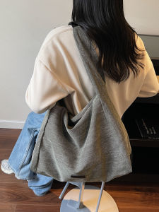 Casual Korean Style Tote Bag Womens Large Capacity Versatile Commuter Single Shoulder Bag Underarm Fashionable Casual Crossbody Bag