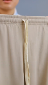 Quần dài nam lưng chun LADOS-4139 chất vải kaki cao cấp form basic dễ phối đồ phong cách Hàn Quốc