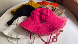 JACQUEMUS Fisherman Hat For Vacation With Fringed Edges Hanging Rope Sunscreen Women Sunshade Hat