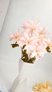 Lily Tangkai Panjang Cabang 3 Bunga Lili Palsu Lily London Heart Tiger Artficial Star Magnolia Kamboja Tanaman Dekorasi Hias Pelamaninan Hiasan Bucket Pojok Ruangan Cafe Rumah Hotel Murah Premium Import Artifisial