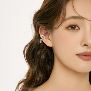 Elegant Pearl Heart Shaped Clip on Earrings for Women No Piercing Required Fashionable Retro Court Style Alloy Geometric Pattern