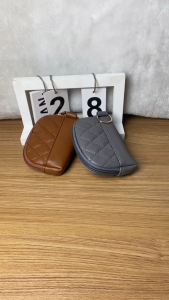 Womens coin purse with zipper soft lambskin leather keychain small coin purse