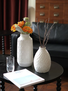 จิตรกรรมจีนใหม่ จิตรกรรมเซรามิก ตกแต่งบ้าน สีขาว ชุดไฮเอนด์ โซฟา ชานชาลา ตกแต่งบ้าน สไตล์ยุโรปเหนือ โมเดิร์น สร้างสรรค์ จิตรกรรมดอกไม้