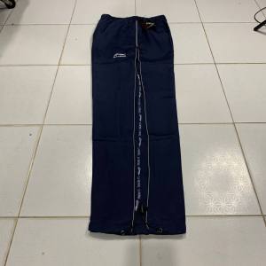 13 กางเกง ผ้าร่มแต แถบมี 3 สีดำ กรม เทา มีซับในเป็นตาข่ายสีขาว