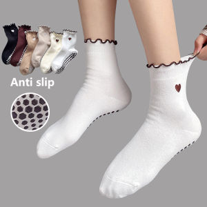 Wave edge Embroidery heart pattern Yoga Pilates socks for women Non-slip floor sports Calf socks Fashion all-match trend socks