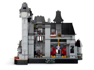 LEGO Wednesday 76788 Nevermore Academy (890 Pieces)