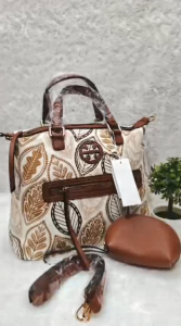 TAS WANITA TOTE BUNGA TERLARIS DAN TERBARU DENGAN BAHAN KANVAS BERKWALITAS UNTUK DIPAKAI DISEGALA TEMA DAN BERGAYA MODIS DAN MEWAH