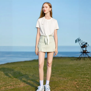 Áo Thun Nữ Thời Trang Mùa Hè 2025 Tay Ngắn Ôm Vừa Vặn Cổ Tròn Tay Thường Chất Liệu Cotton Polyester Phong Cách Công Sở Thường Ngày