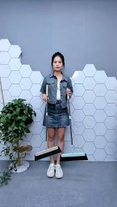 Dụng Cụ Gạt Nước Sàn Nhà Tắm Nền Gạch Sân Nhà Cửa Rộng 35.5cm Dài 88cm Làm Từ Xốp Mút Có Móc Treo Tiện Dụng Đa Năng