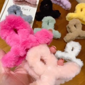 Jepit Cutie Model Bulu Silang Aestetik Gaya Kpop Idol Bahan Halus Aksesories Rambut Premium Quality Import