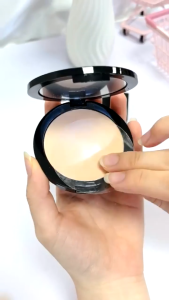 Matte Loose Powder Oil Control Waterproof Long-lasting Setting Powder for Makeup Concealer Powder Women Cosmetics