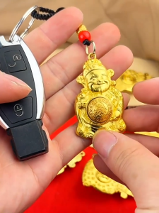 已开光 招财财神钥匙扣 Rotatable Metal Car Keychain Lucky Money God Bag Creative Chinese Zodiac Decoration Gift for Friends And Colleagues Desktop Ornament