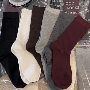 ใส่สบาย ฤดูใบไม้ร่วง แนวตั้ง ลายทาง สีบริสุทธิ์ ผู้หญิง ถุงเท้าถึงกลางน่อง ถุงเท้า 3 คู่ทุกคู่สีแดงสไตล์ญี่ปุ่น ผ้าริบ ถุงเท้าซ้อน