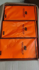 1 thùng 9 gói giấy rút khô TOPGIA mỗi thùng 9 gói  mỗi gói 1000 tờ-4 lớp-250 rút  khổ giấy 140*175 mềm mịn